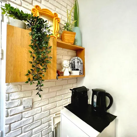 Cozy Hideaway Private 民宿 *